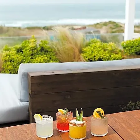 Hotel The Salty Surf & Yoga